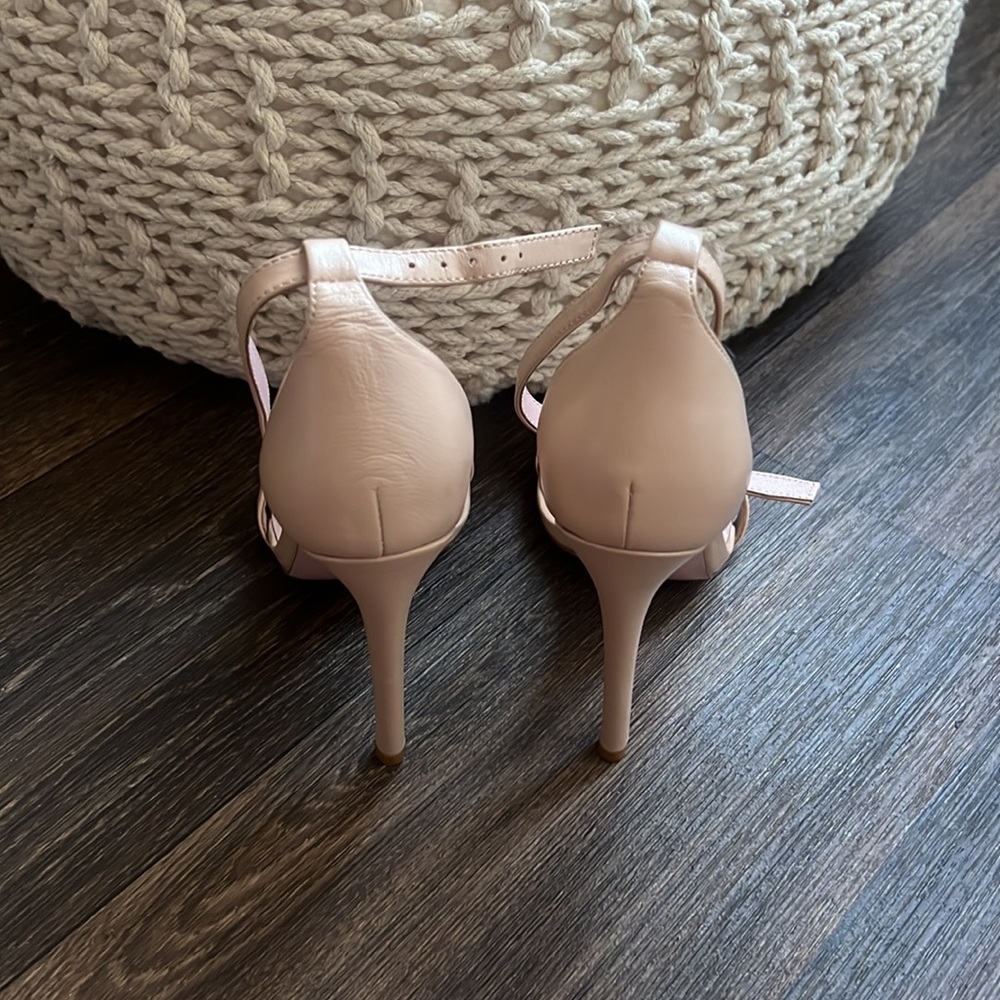 O&B Heels - Picture 4 of 6